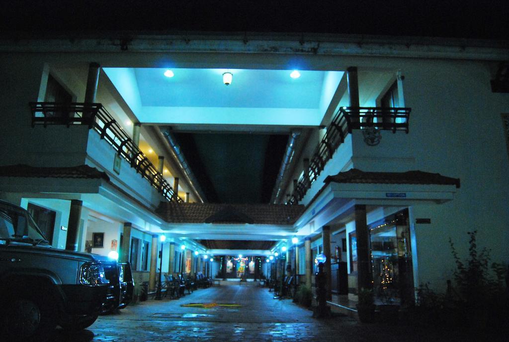 Guruvayoor Resort Guruvāyūr Kültér fotó